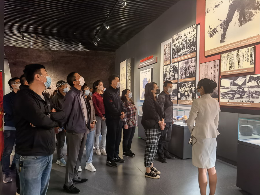銘記歷史 傳承民族精神—省建科院第三、四黨支部參觀“九?一八”歷史博物館(圖5) 銘記歷史 傳承民族精神—省建科院第三、四黨支部參觀“九?一八”歷史博物館(圖5)