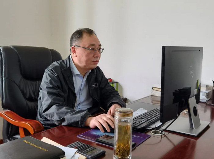 打開(kāi)思想閘門 讓混改向縱深發(fā)展—省建科院第二黨支部開(kāi)展解放思想大討論活動(dòng)紀(jì)實(shí)(圖4)